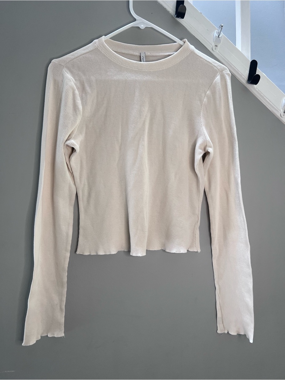 0026: Z Supply Cream Ribbed Long-Sleeve Crewneck Top      Size S